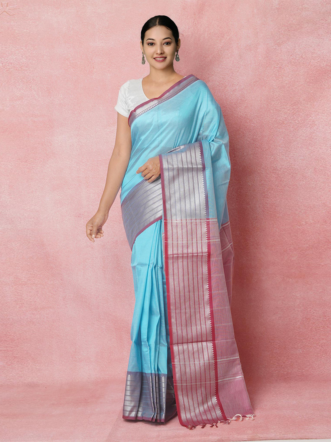 

Unnati Silks Woven Design Zari Pure Silk Handloom Mangalagiri Saree, Blue