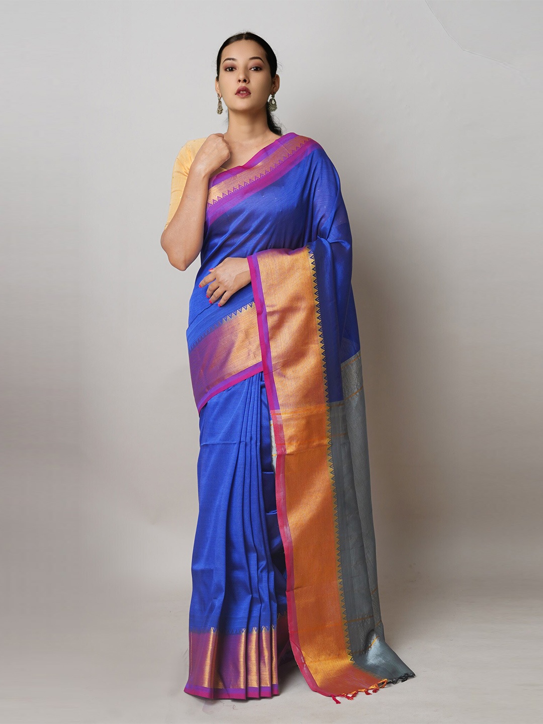 

Unnati Silks Woven Design Zari Pure Silk Handloom Narayan Peth Saree, Blue