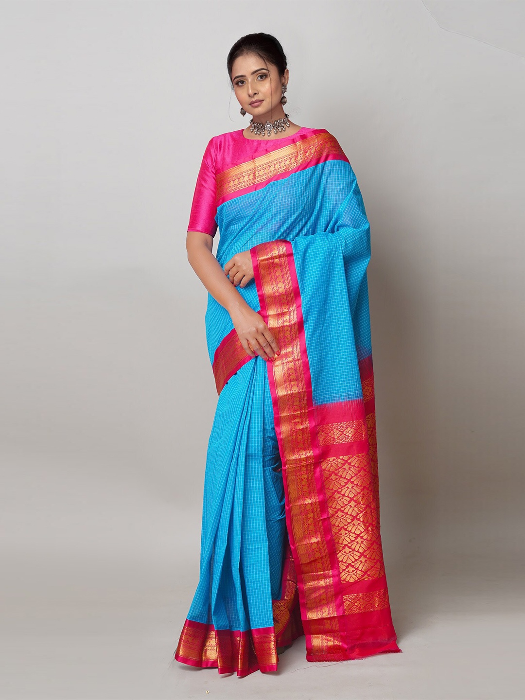

Unnati Silks Checked Zari Pure Cotton Handloom Gadwal Saree, Blue