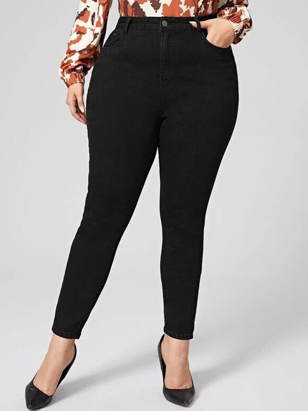 

Off Duty India Women Comfort Wide Leg High-Rise Clean Look Cotton Jeans, Black