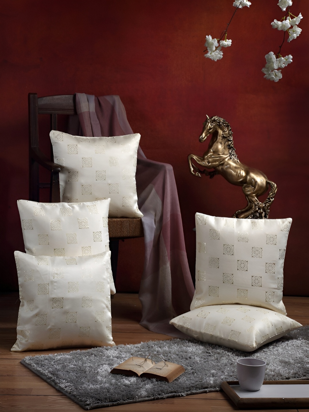 

ERIC LONDON White 5 Pieces Self Design Square Cushion Covers