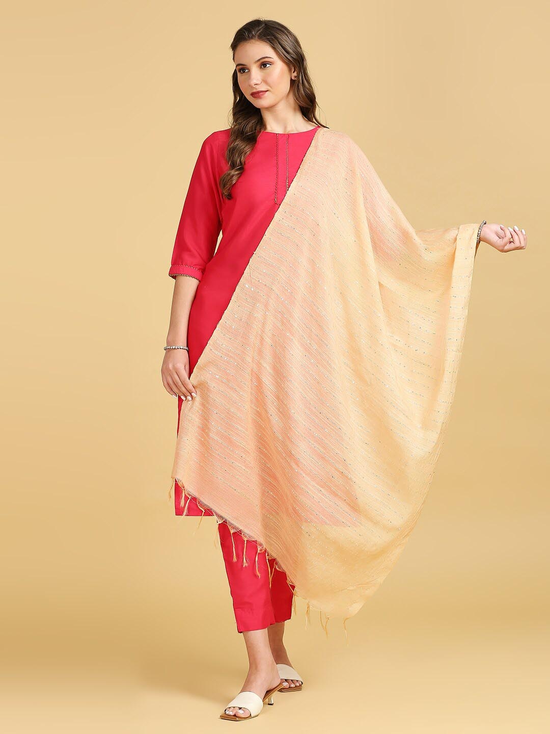 

Dupatta Bazaar Sequinned Cotton Silk Dupatta, Beige