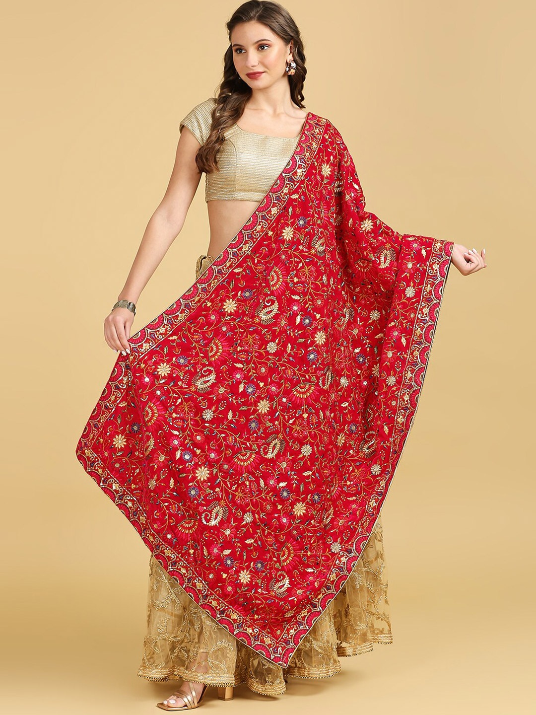 

Dupatta Bazaar Floral Embroidered Zardozi Velvet Dupatta, Pink