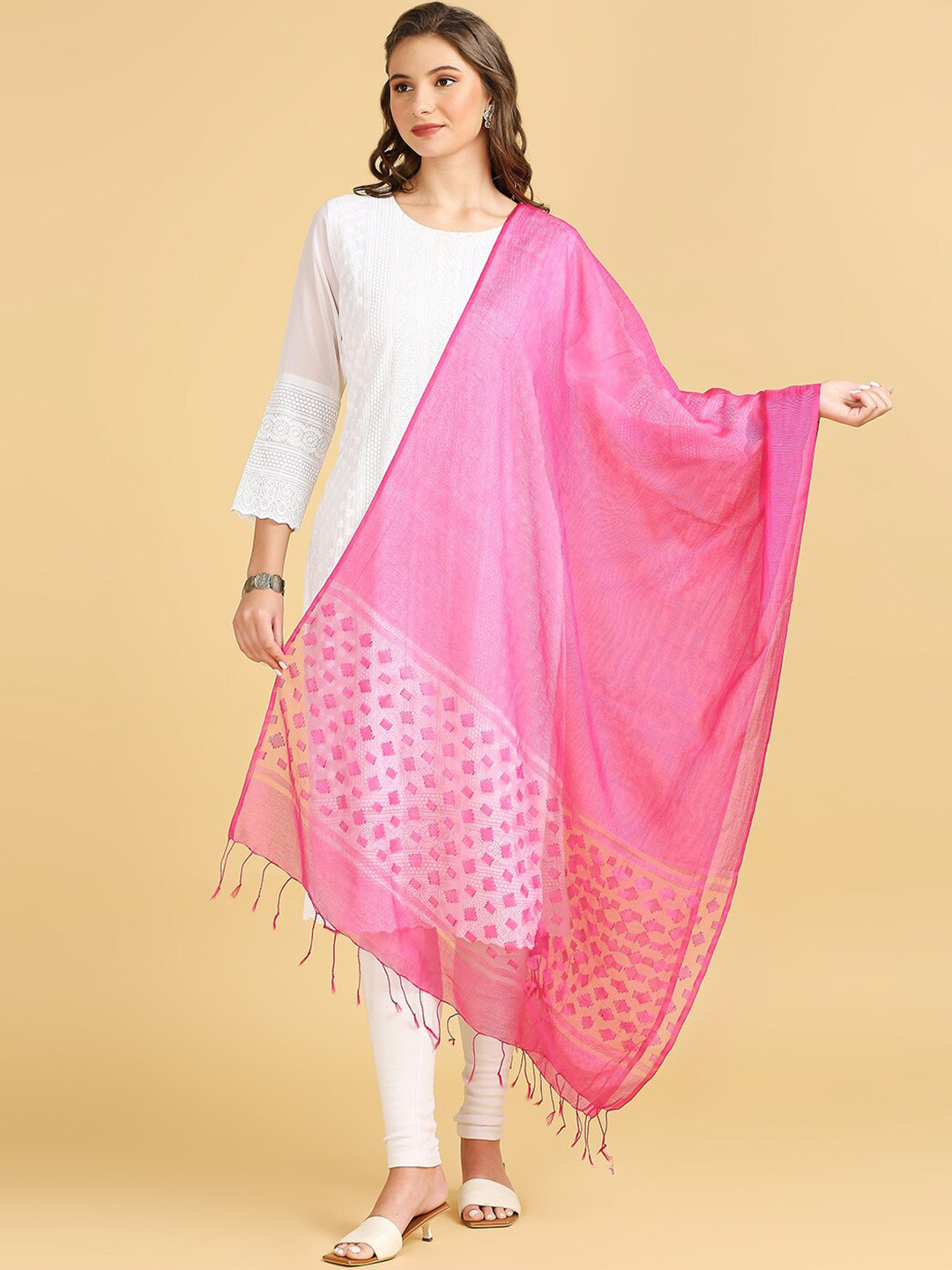 

Dupatta Bazaar Geometric Woven Design Organza Dupatta, Pink