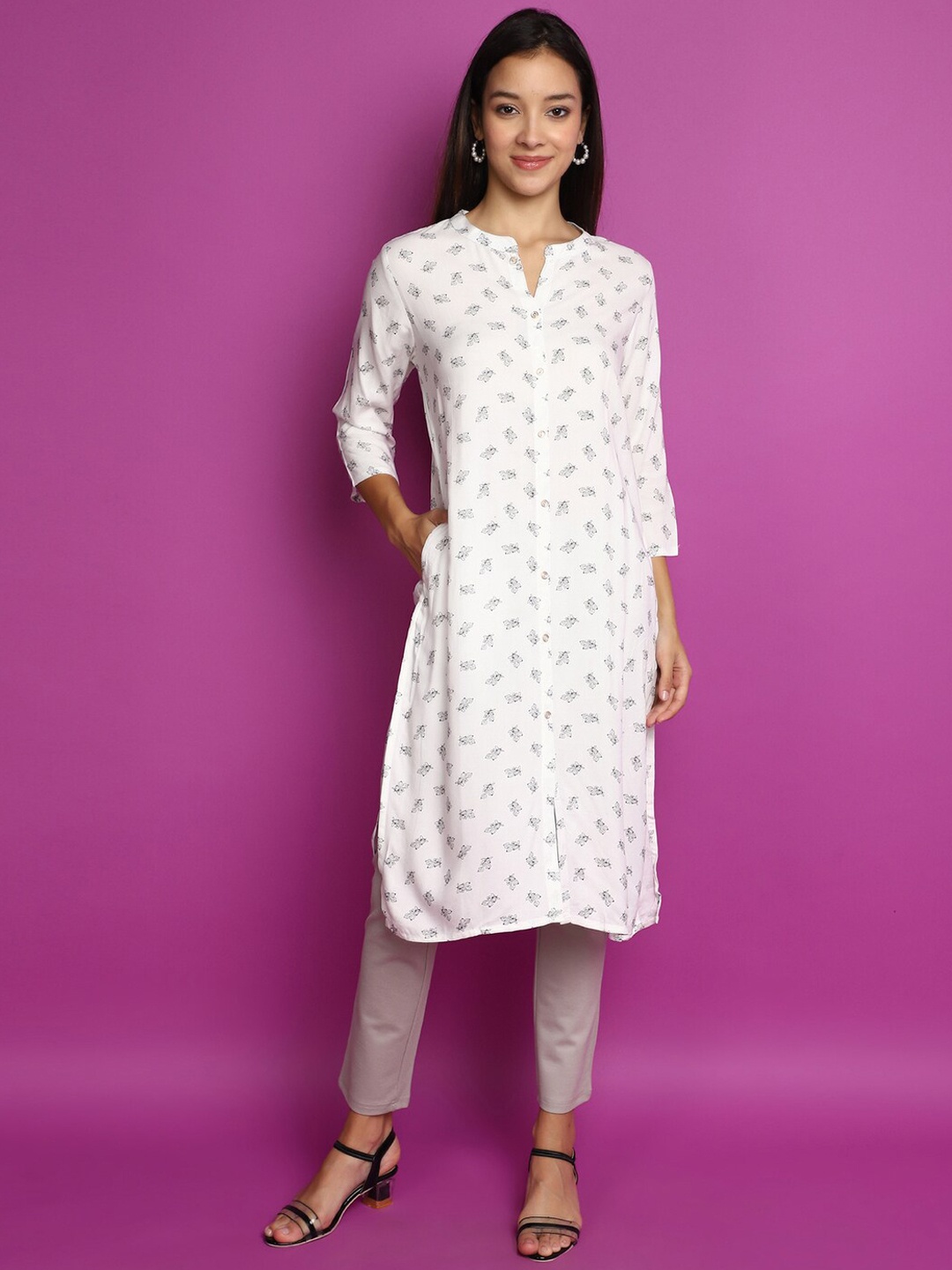 

V-Mart Floral Printed Straight Kurta, White