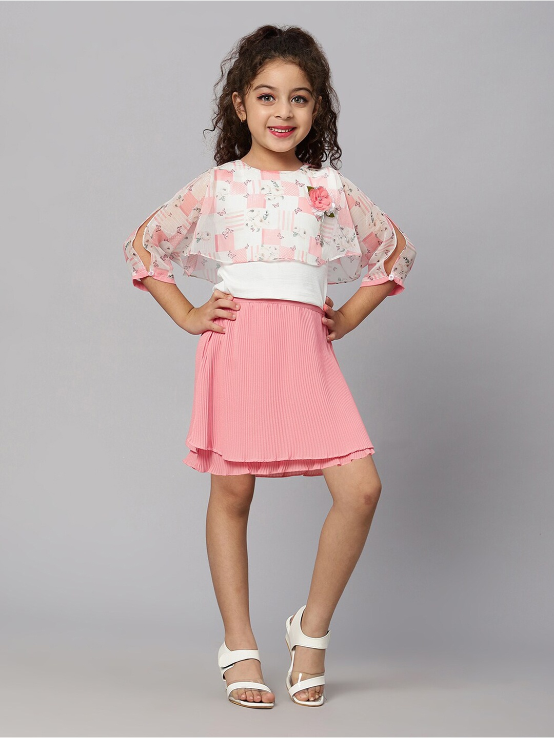 

Macwin Girls Printed Round Neck Three-Quarter Sleeve Top With Skirt, White