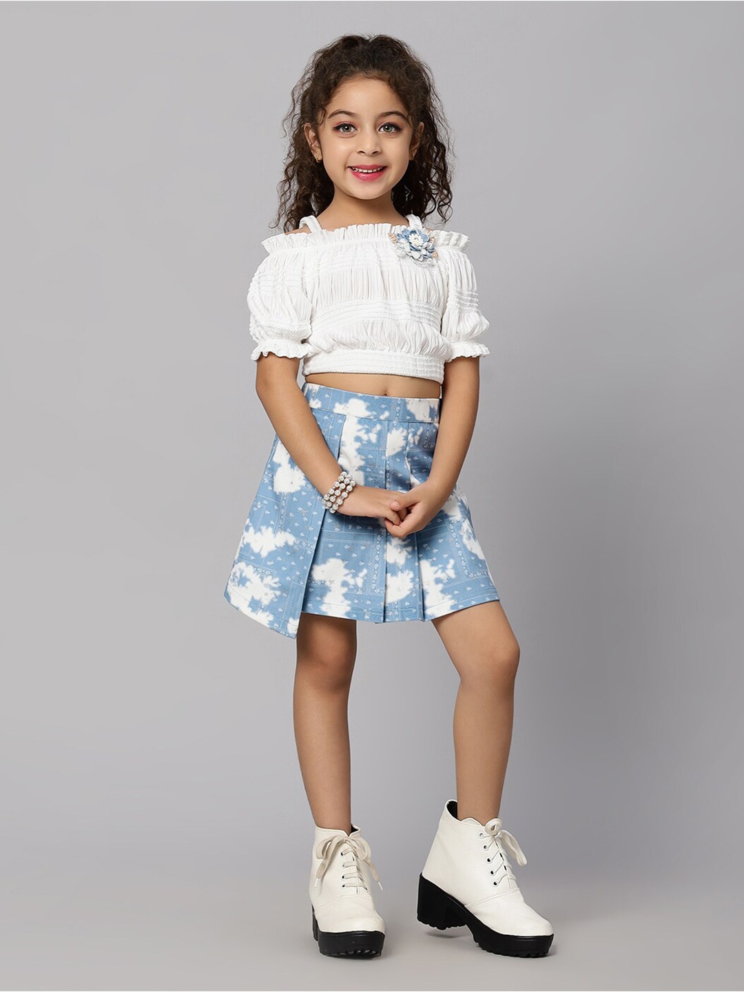 

Macwin Girls Off-Shoulder Top & Skirt, White