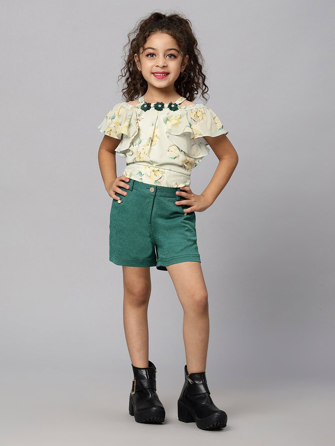 

Macwin Girls Floral Printed Top & Shorts, Yellow