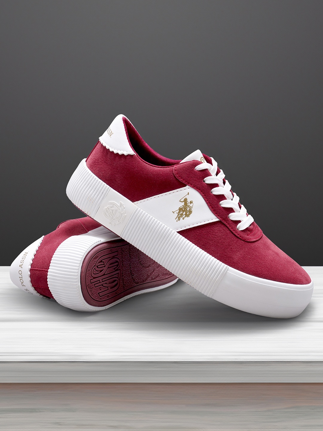 

U.S. Polo Assn. Women Colourblocked Comfort Insole Sneakers, Burgundy