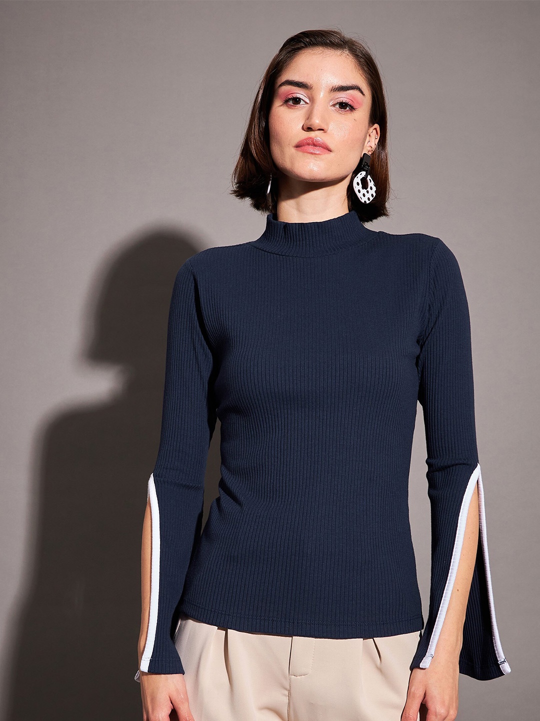 

SASSAFRAS High Neck Slit Sleeves Regular Top, Navy blue