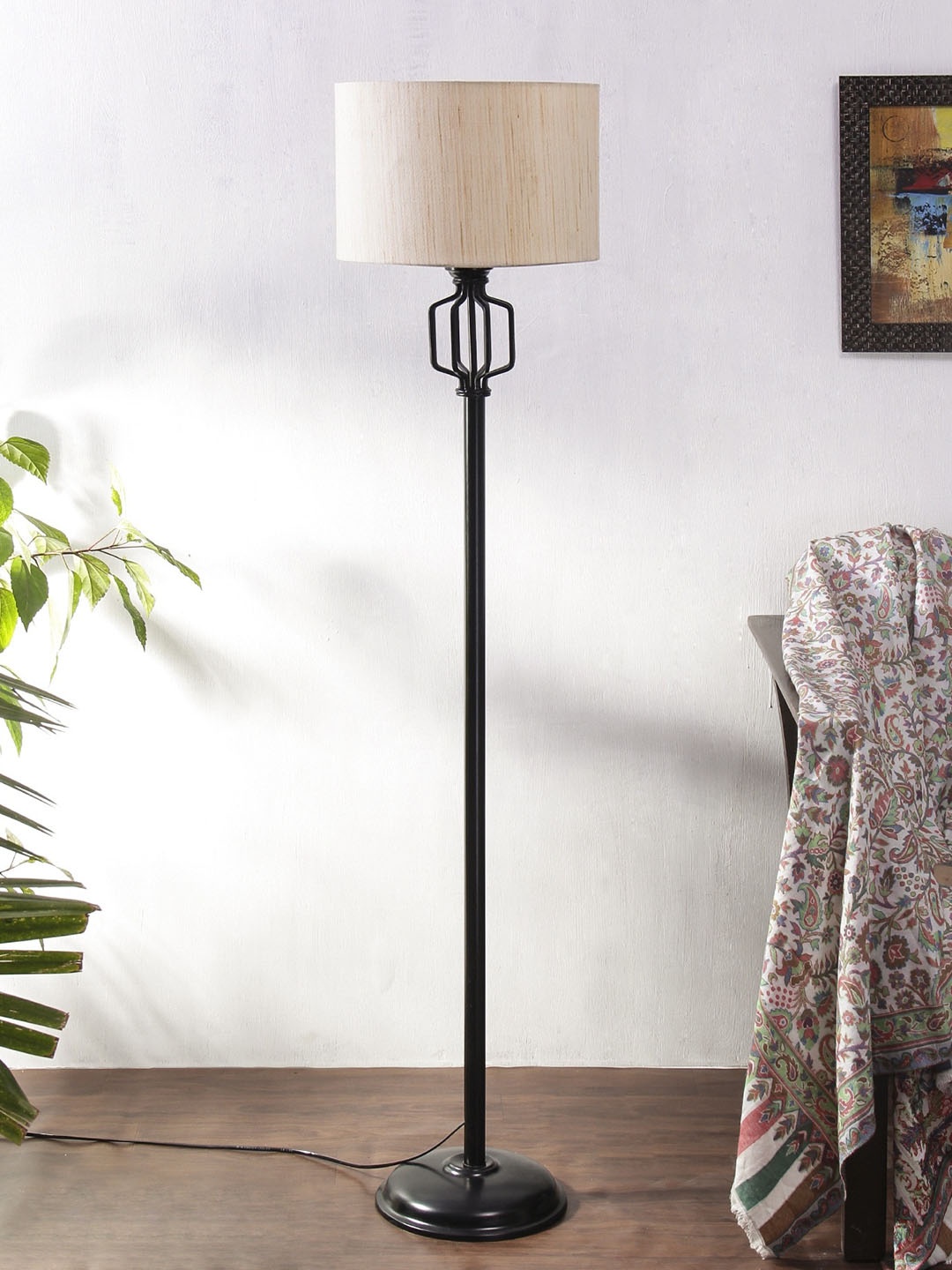 

Devansh White & Black Textured Cotton Drum Iron Floor Lamps