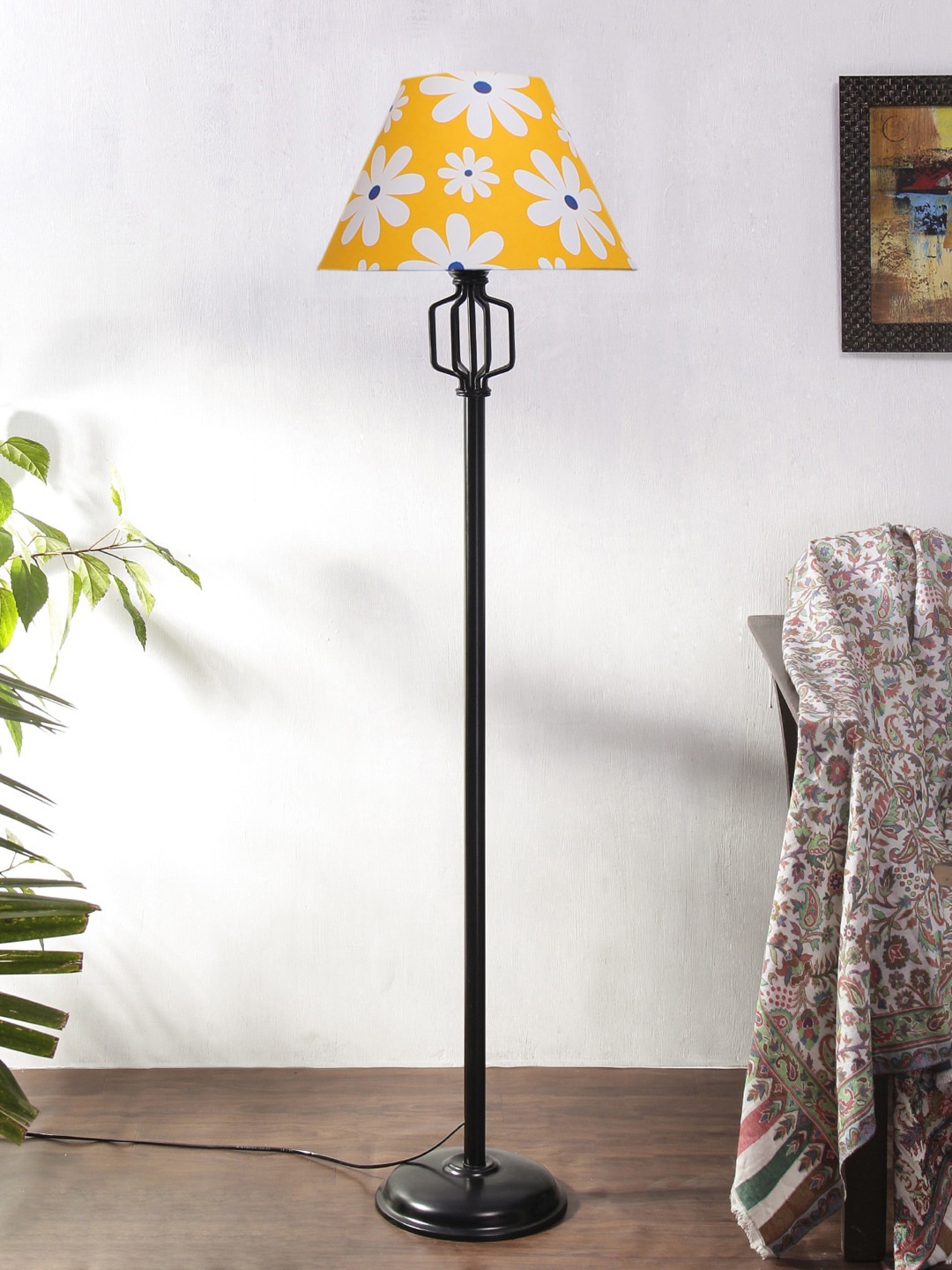

Devansh Yellow & White Printed Cotton Conical Iron Floor Lamps