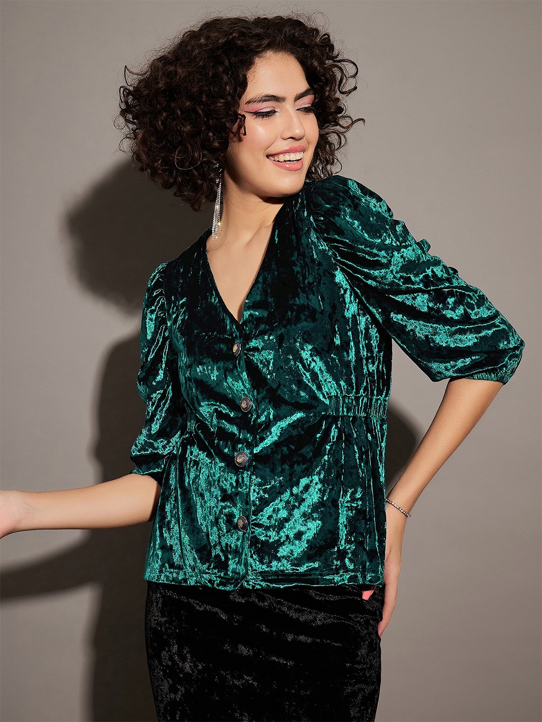 

SASSAFRAS Green V-Neck Puff Sleeve Velvet Top