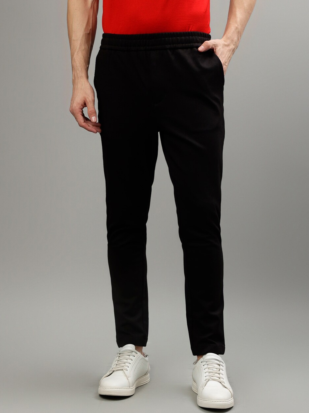 

Iconic Men Mid Rise Slim Fit Pure Cotton Trousers, Black