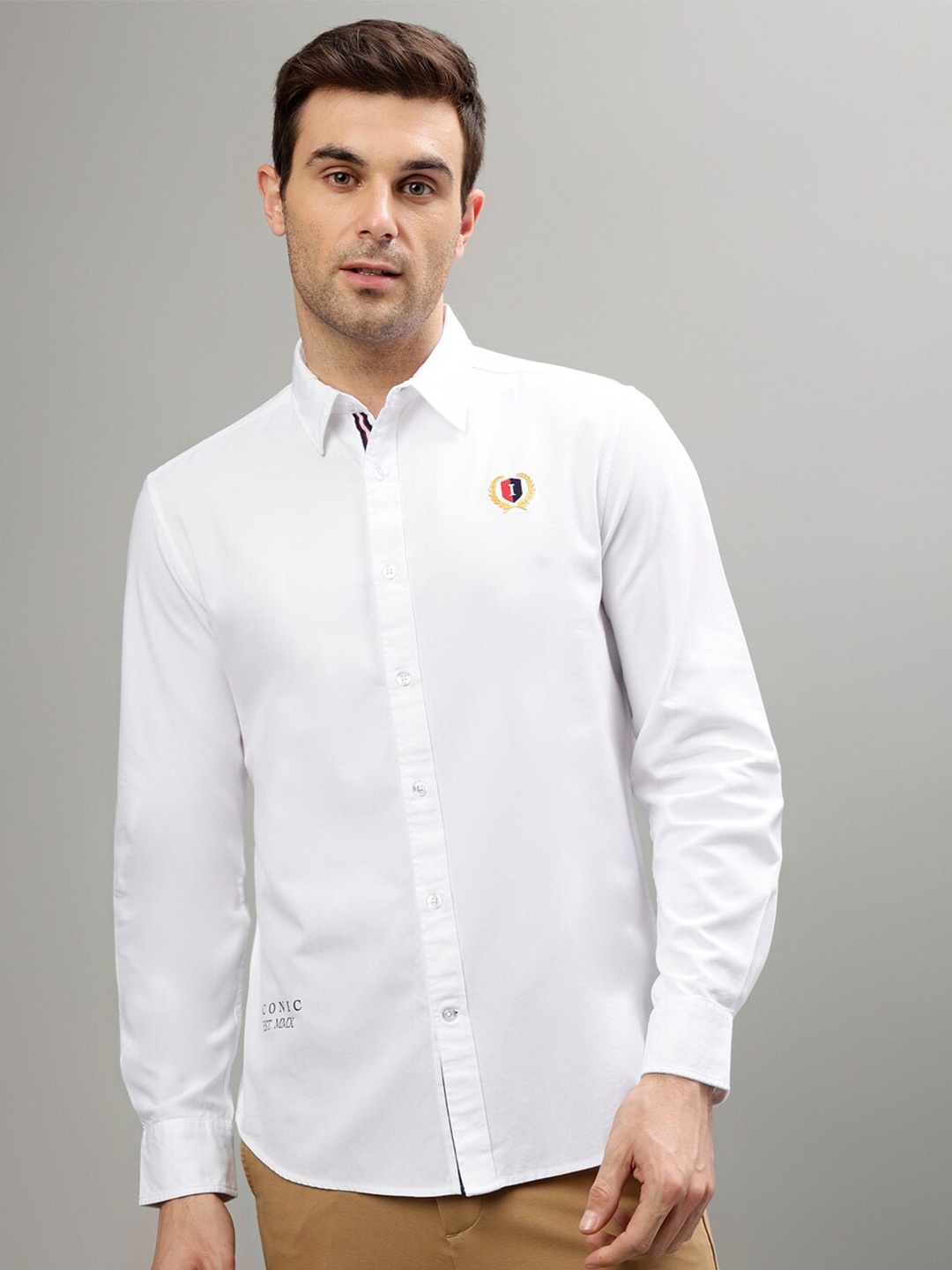 

Iconic Slim Fit Spread Collar Pure Cotton Casual Shirt, White