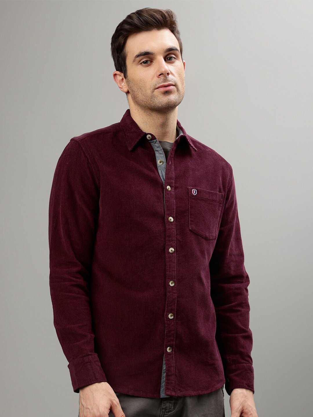 

Iconic Spread Collar Pure Cotton Casual Shirt, Maroon