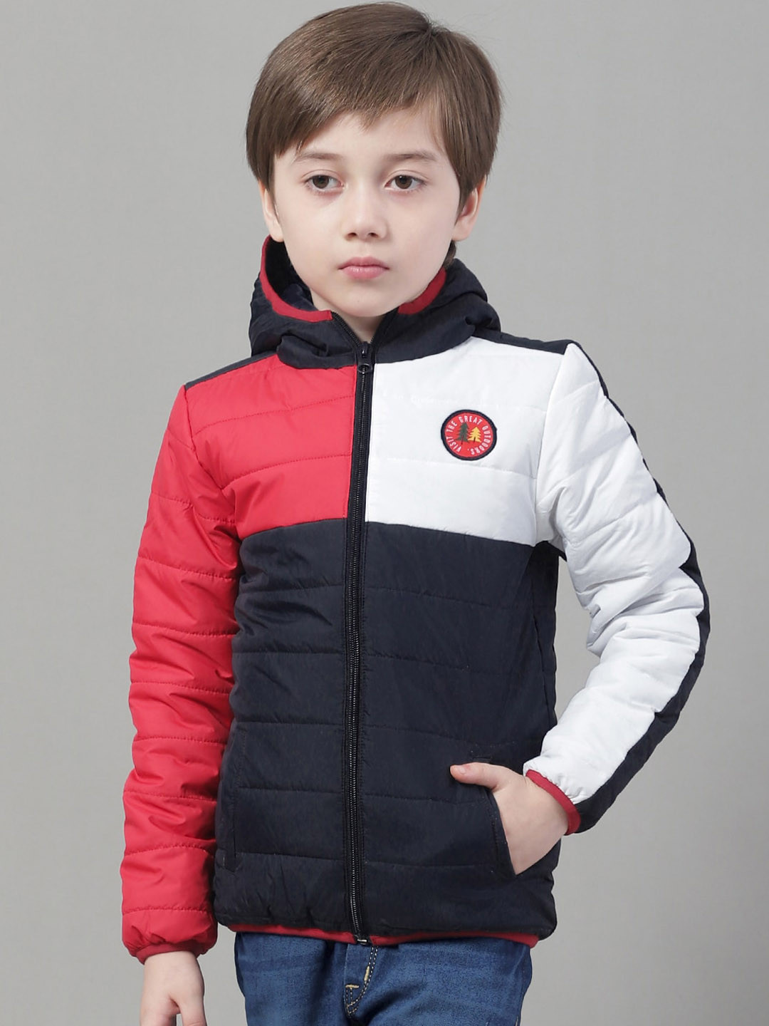 

HOUSE OF VEDAS Boys Colourblocked Hooded Neck Lightweight Padded Jacket, Red