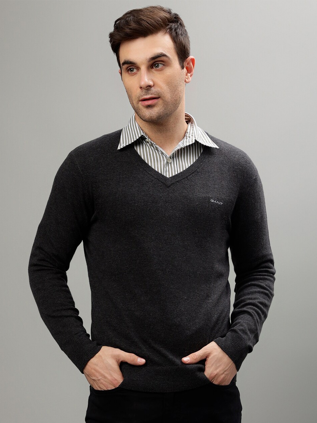 

GANT V-Neck Woollen Pullover Sweater, Charcoal