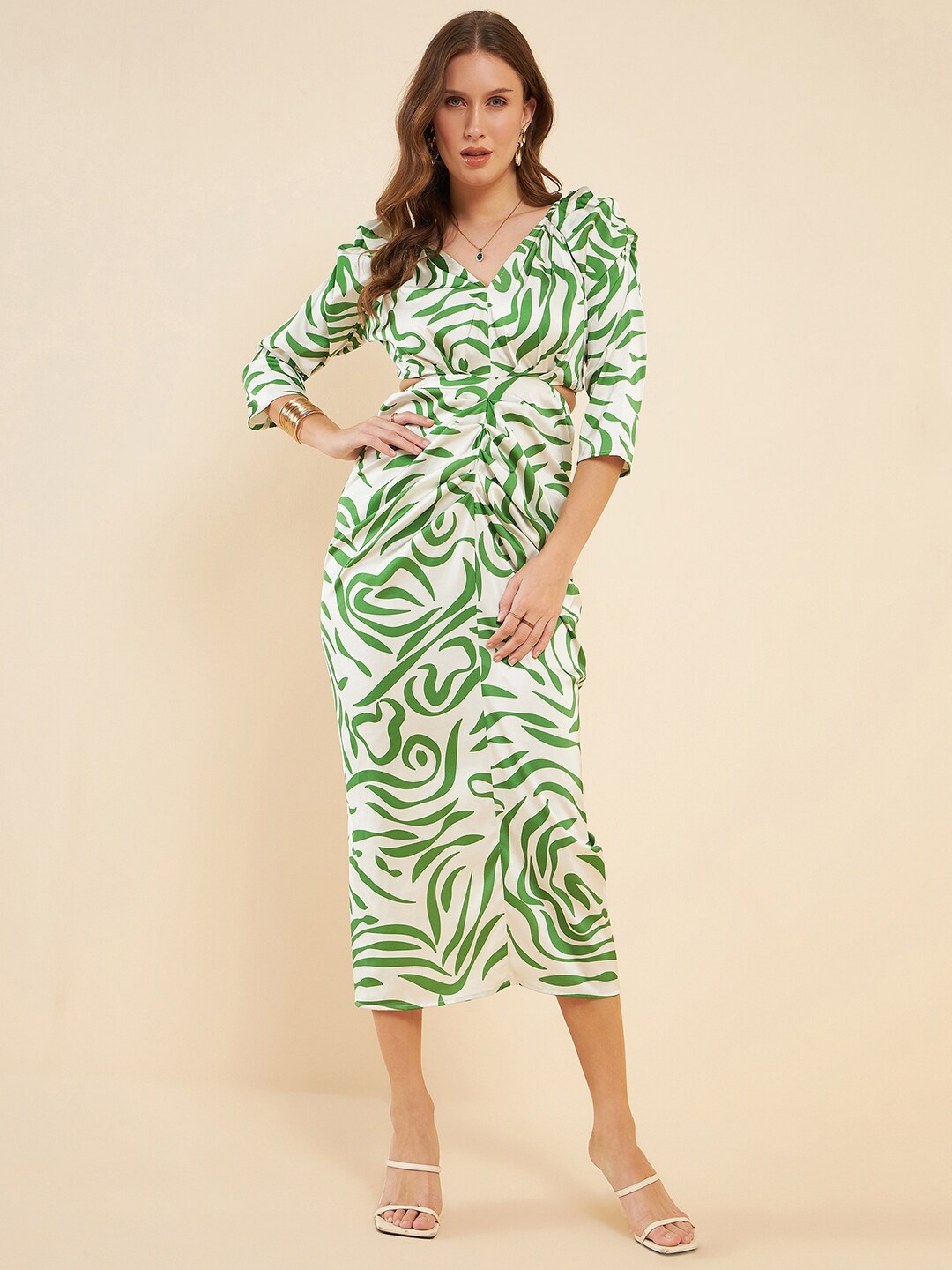 

Antheaa Off White Abstract Printed V-Neck Cut-Out Detailed Ruched Sheath Midi Dress