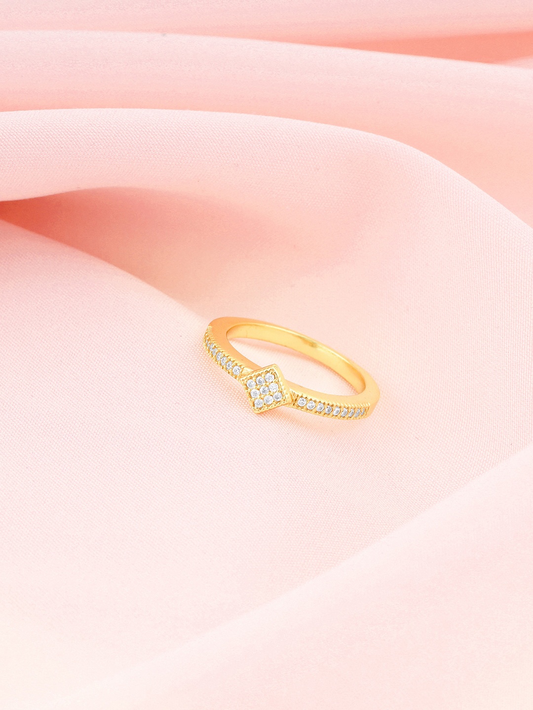 GIVA 925 Sterling Silver Gold-Plated Stone-Studded Finger Ring