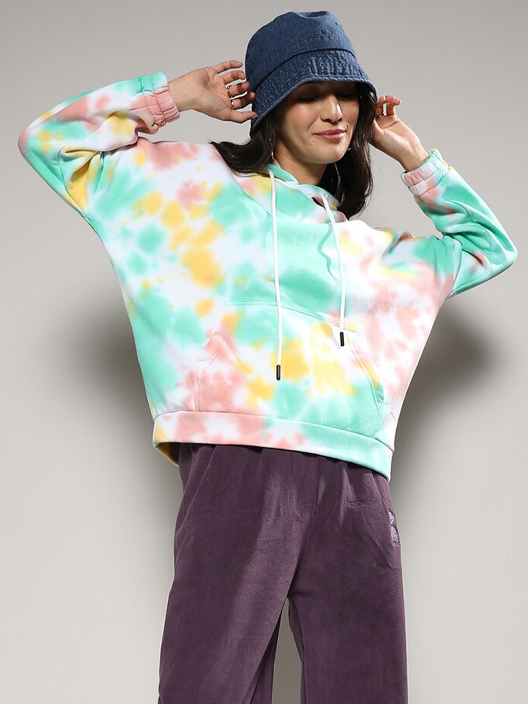 

Campus Sutra Tie & Dye Dyed Hooded Oversized Cotton Pullover Sweatshirt, Green