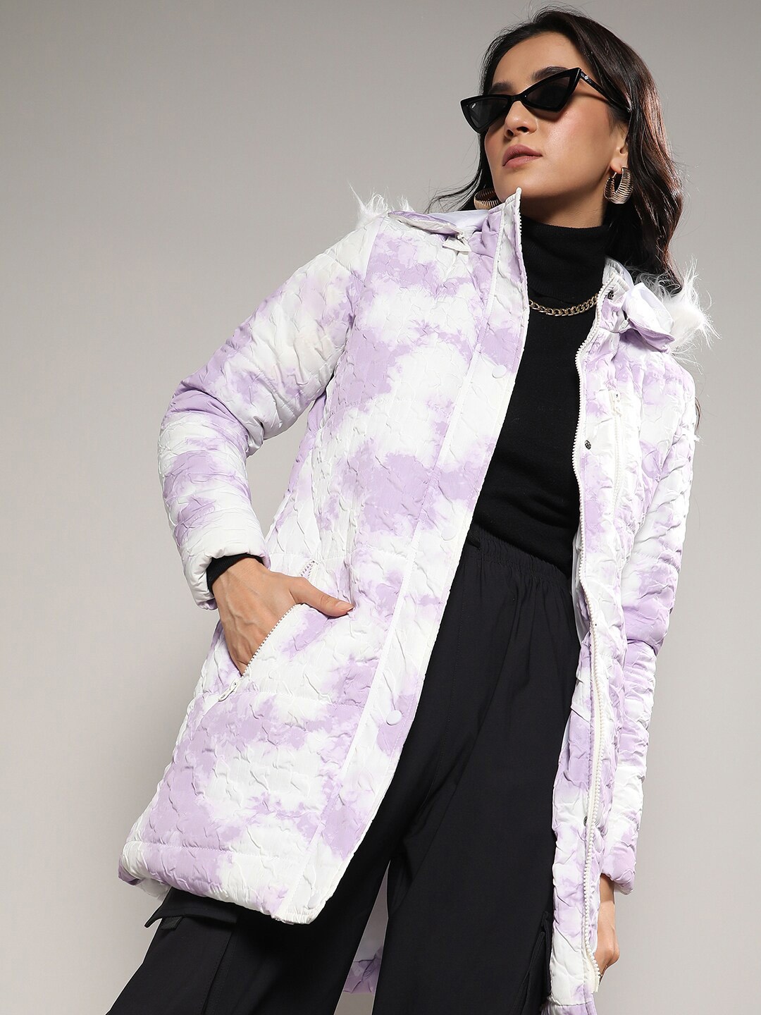 

Campus Sutra Purple Tie & Dyed Windcheater Faux Fur Trim Longline Padded Jacket