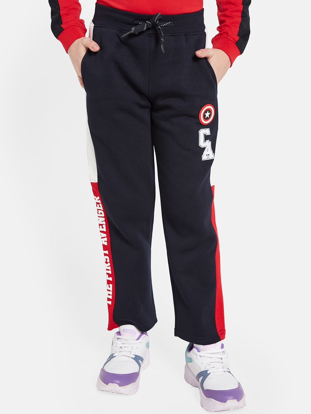 

Octave Boys Captain America Printed Mid-Rise Fleece Track Pants, Navy blue