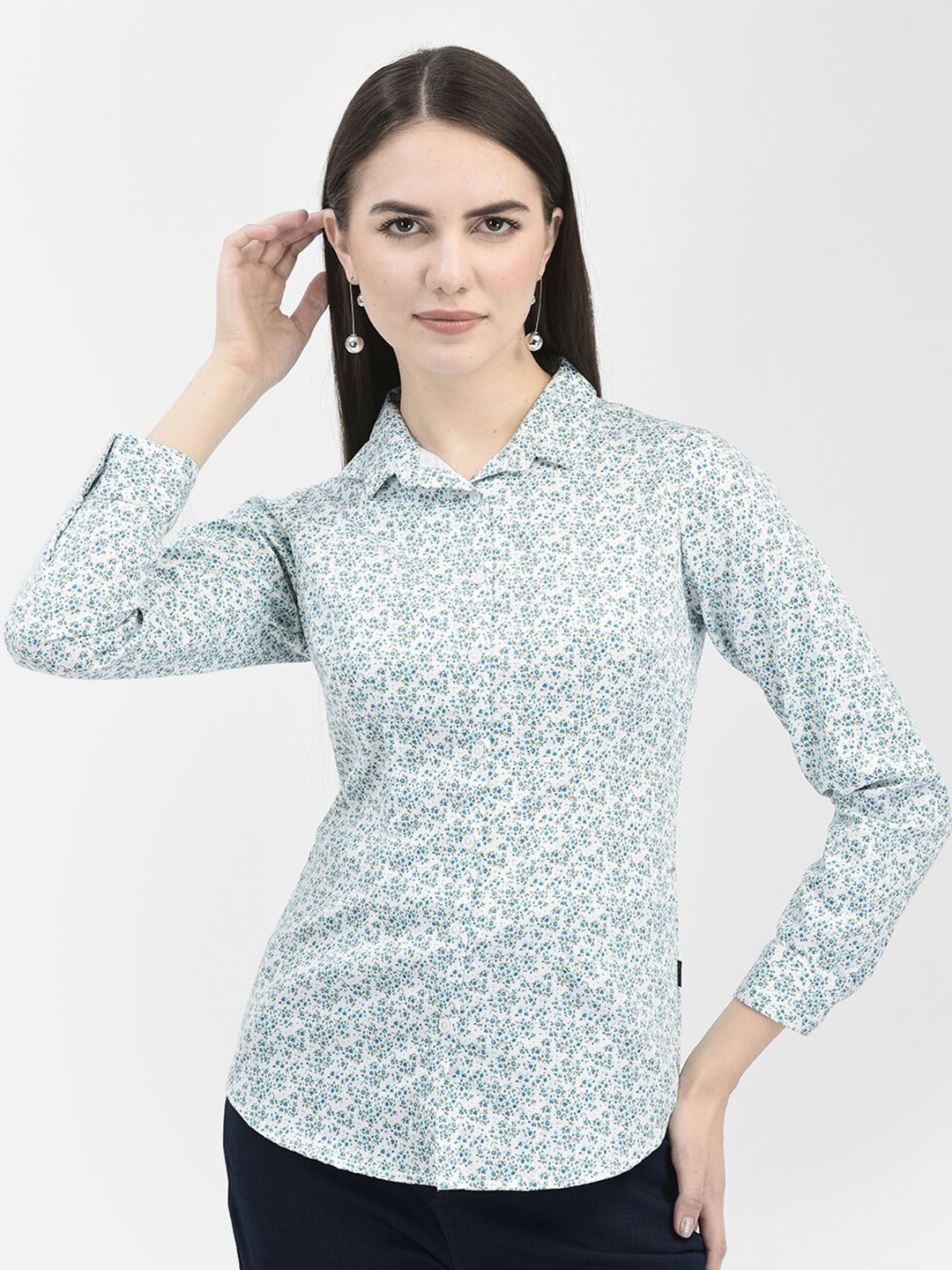 

Crimsoune Club Slim Fit Floral Printed Spread Collar Long Sleeves Casual Shirt, Blue