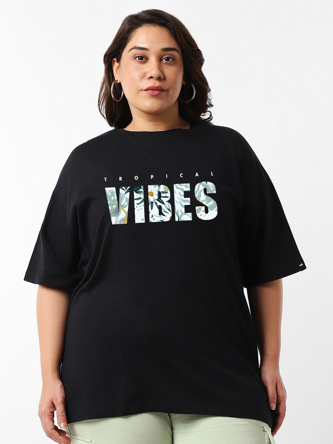 

Bewakoof Plus Typography Printed Cotton Oversized T-shirt, Black