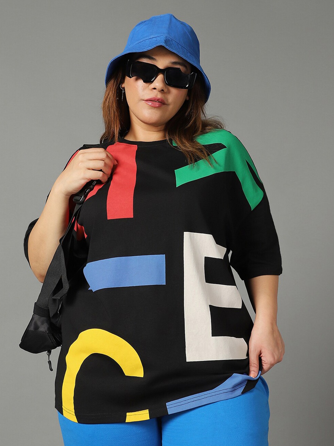 

Bewakoof Plus Typography Printed Cotton Oversized T-shirt, Black