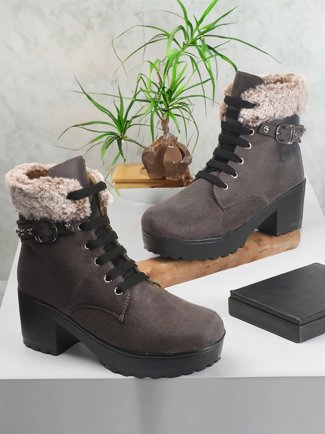 

The Roadster Lifestyle Co. Women Buckle Detail Faux Fur Trim Heeled Mid-Top Chunky Boots, Grey