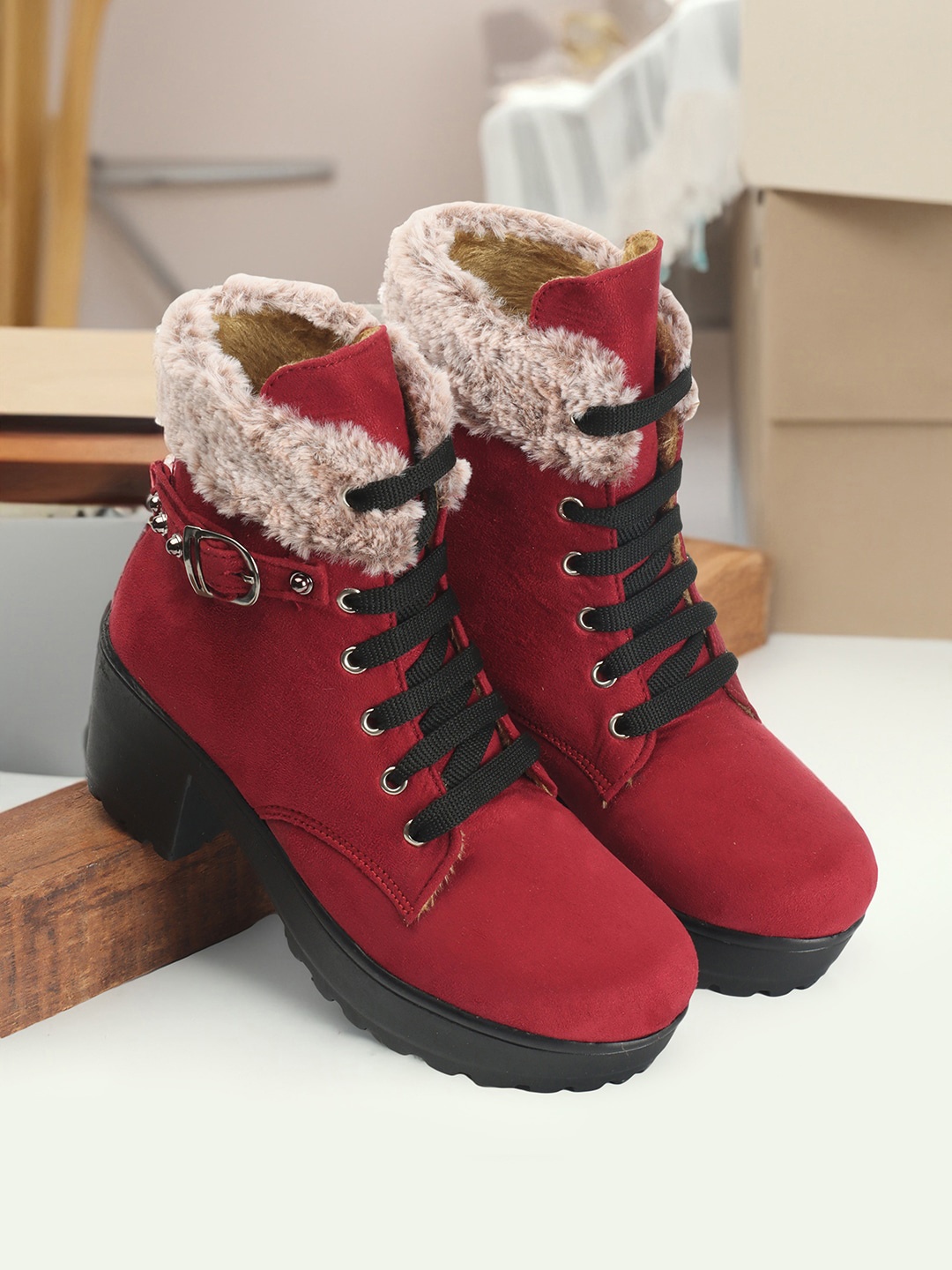 

The Roadster Lifestyle Co. Women Maroon Mid-Top Platform Heel Winter Boots & Buckle Detail