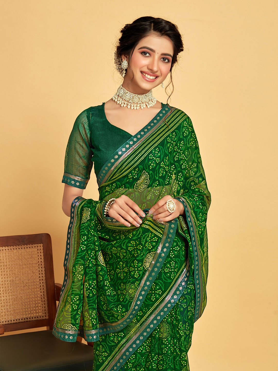 

Sangria Green Floral Printed Saree