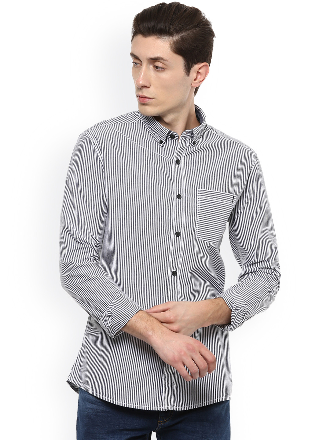 

People Men Grey & White Slim Fit Striped Casual Shirt