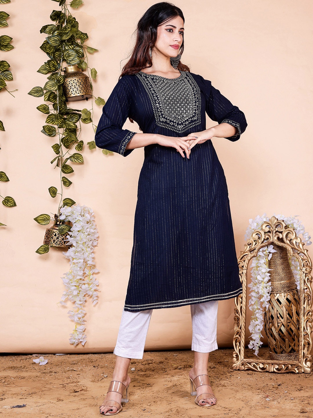 

R RANAK CREATION Striped Thread Work Cotton Kurta, Navy blue