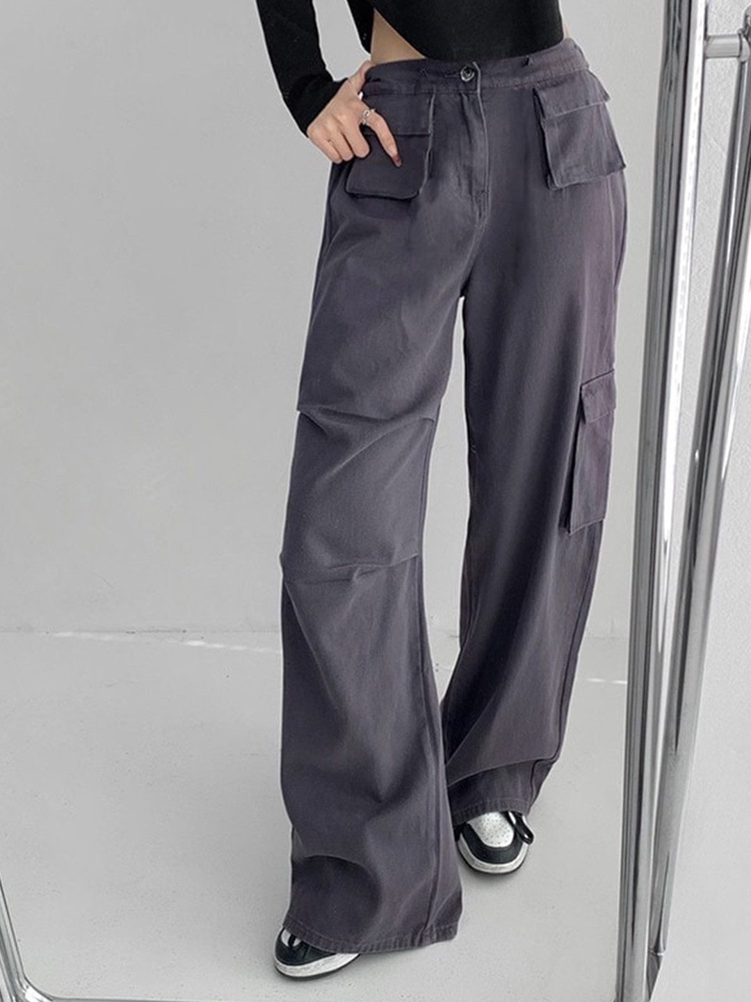 

Off Duty India Women Comfort Wide Leg Cotton High-Rise Cargo Jeans, Grey