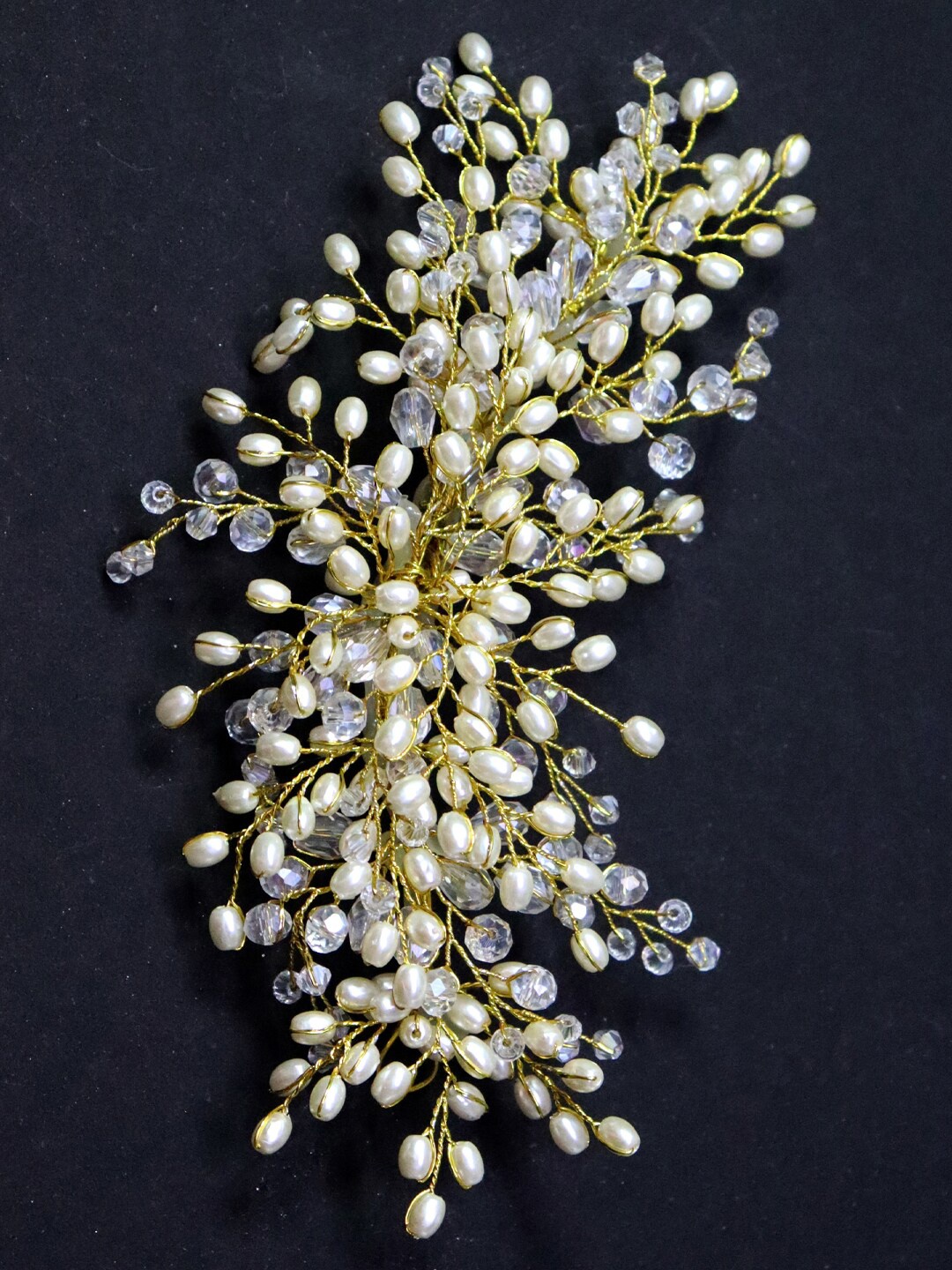 

VAGHBHATT Pearl Studded Hair Accessory, Gold