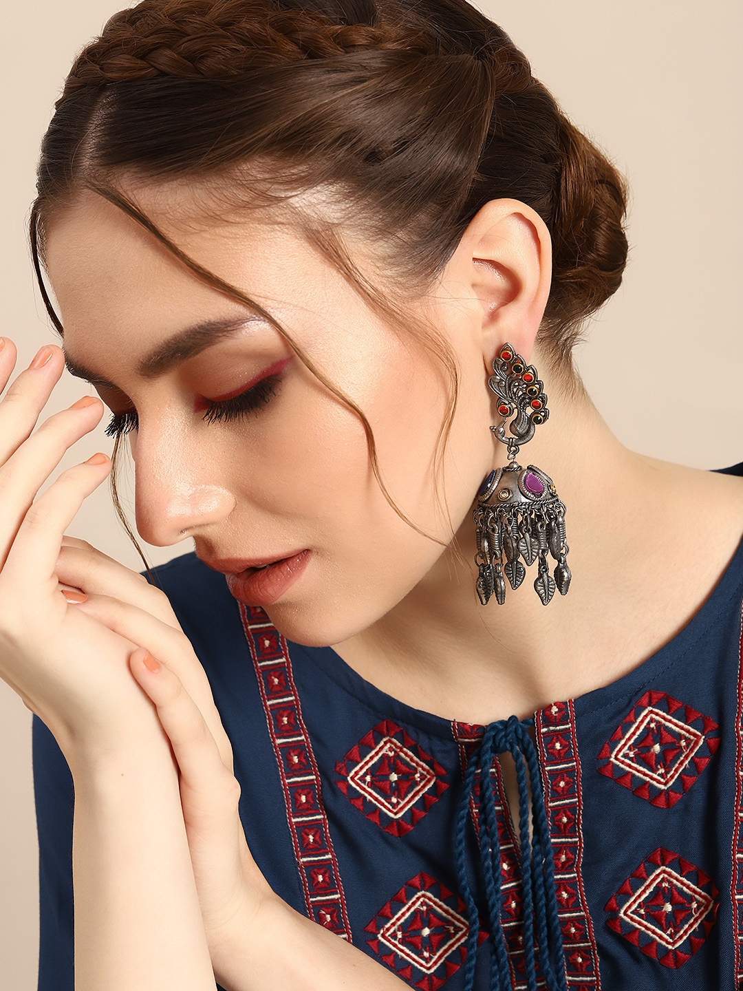 

Sangria Silver-Toned Dome Shaped Drop Earrings