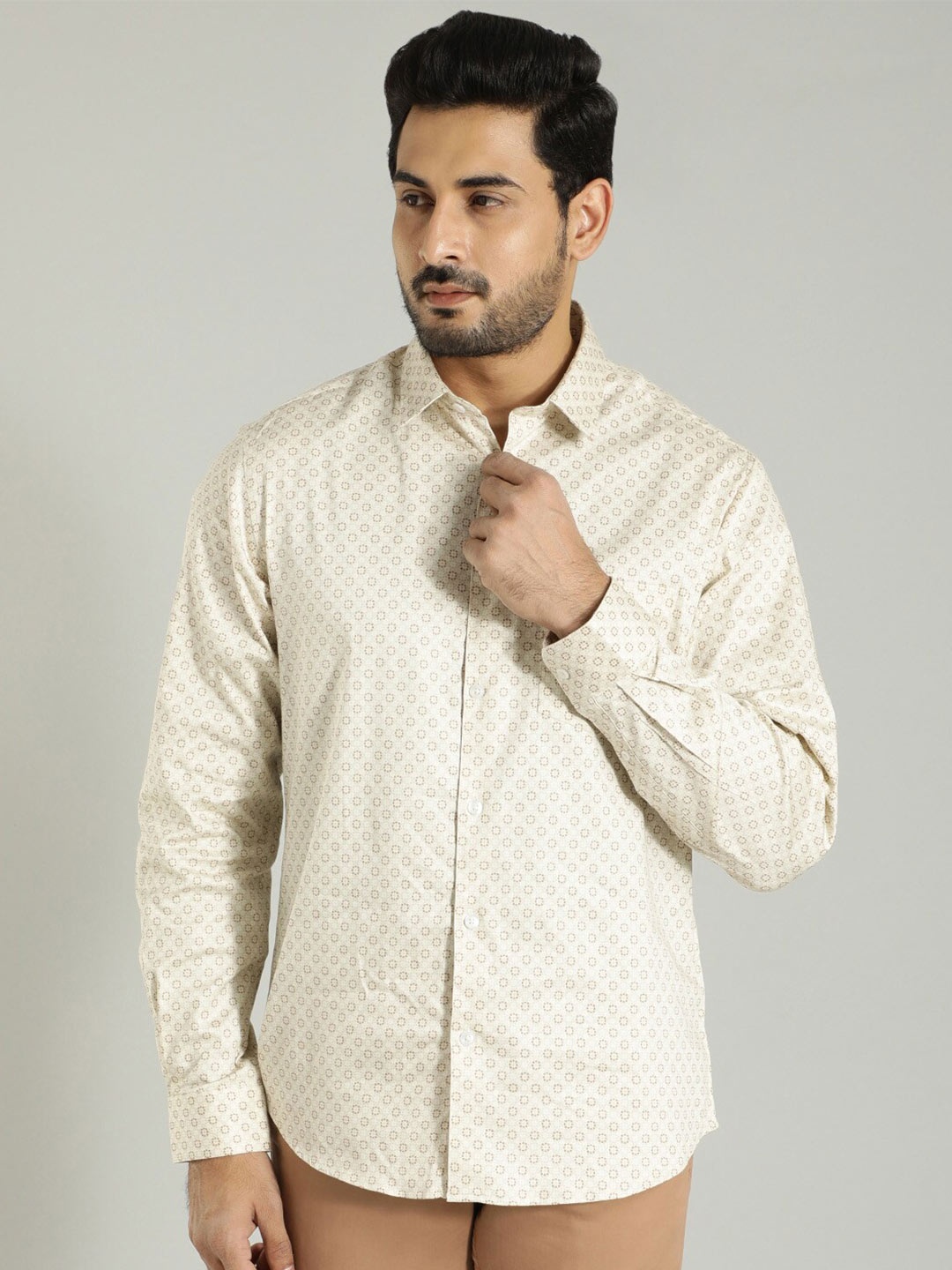 

Indian Terrain Geometric Printed Spread Collar Casual Shirt, Beige