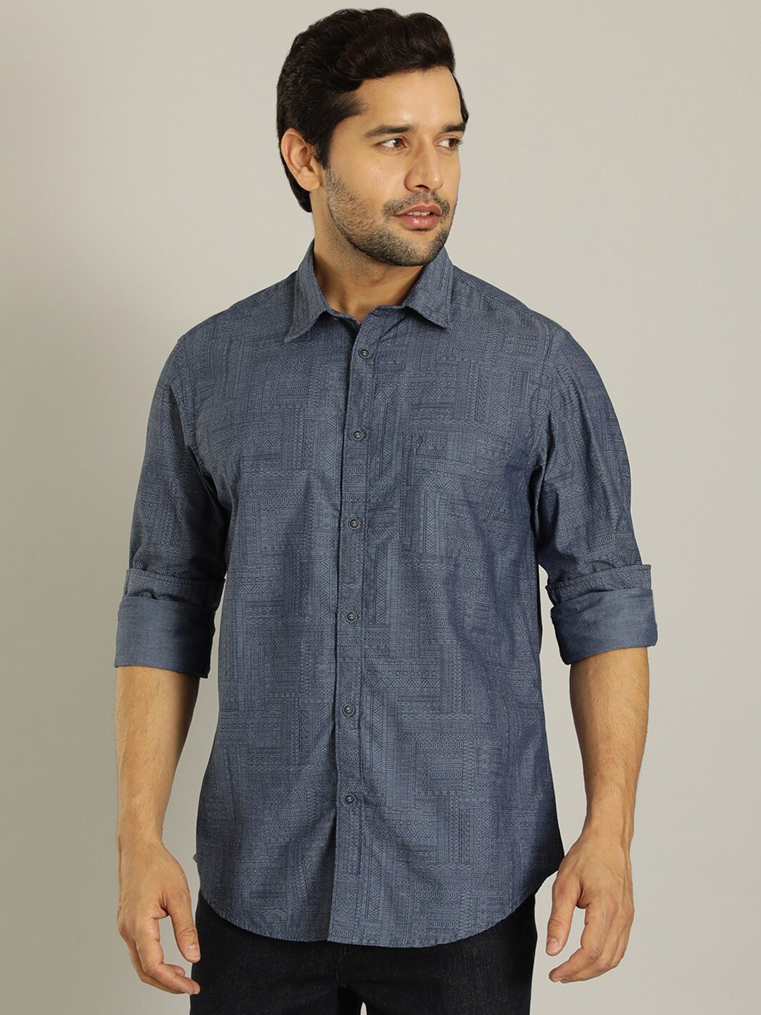 

Indian Terrain Ethnic Motifs Printed Casual Shirt, Navy blue