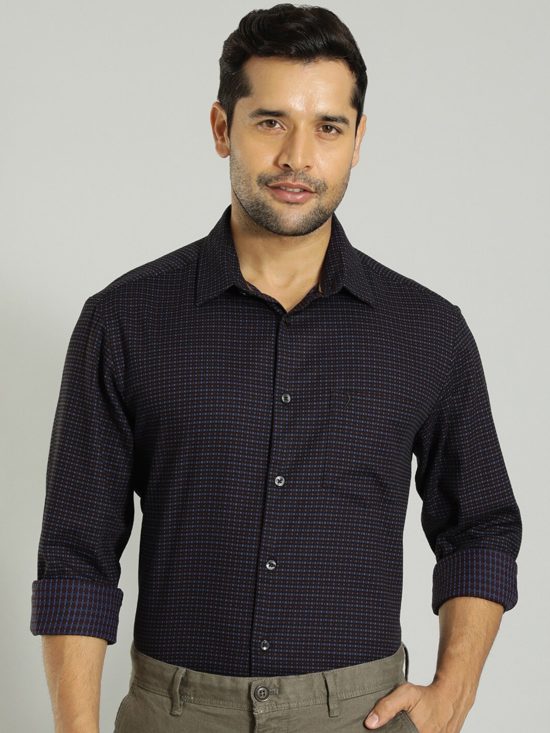 

Indian Terrain Checked Classic Casual Shirt, Black
