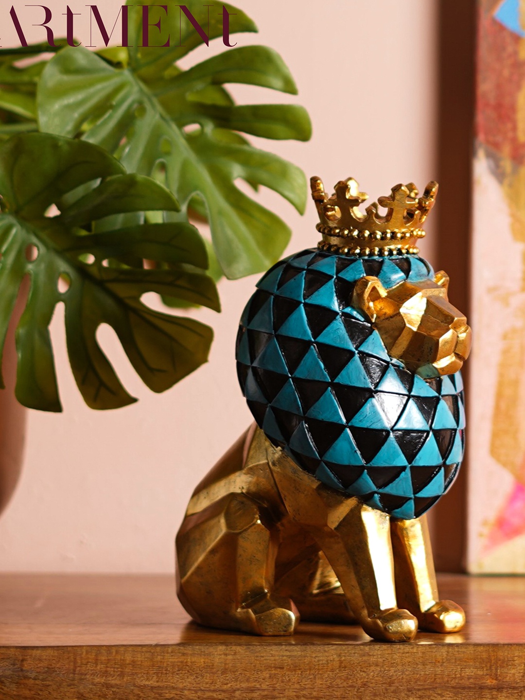 

THE ARTMENT Gold Toned & Blue Textured Lion Showpiece