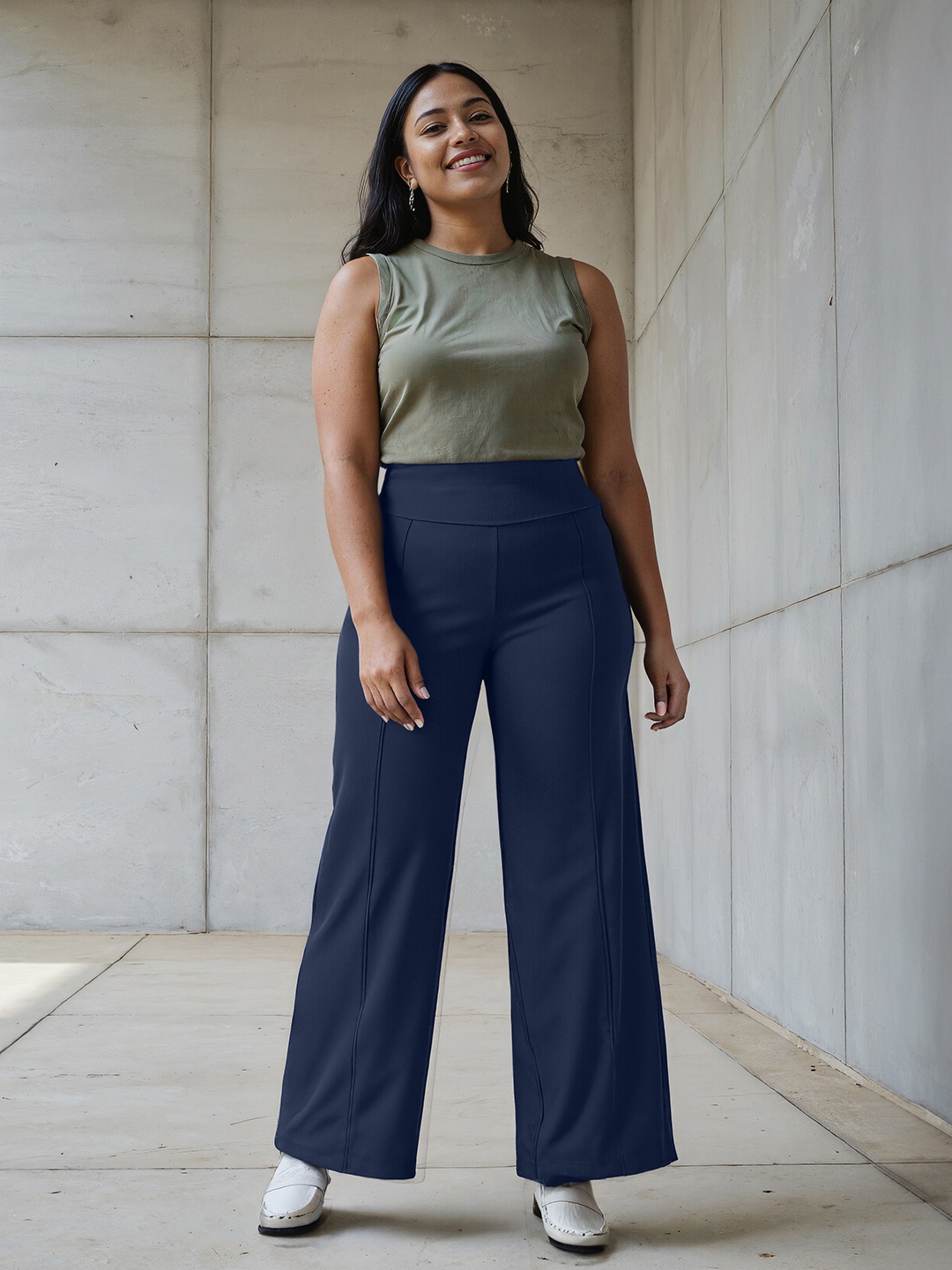 

Blissclub Women Navy Blue Relaxed Loose Fit High-Rise Wrinkle Free Trousers