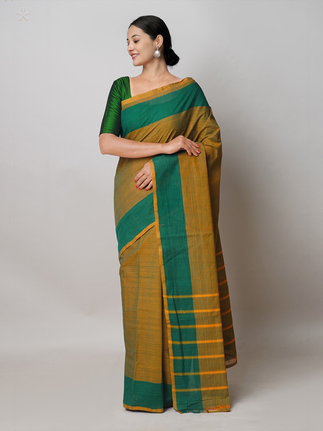 

Unnati Silks Woven Design Pure Cotton Handloom Mangalagiri Saree, Orange