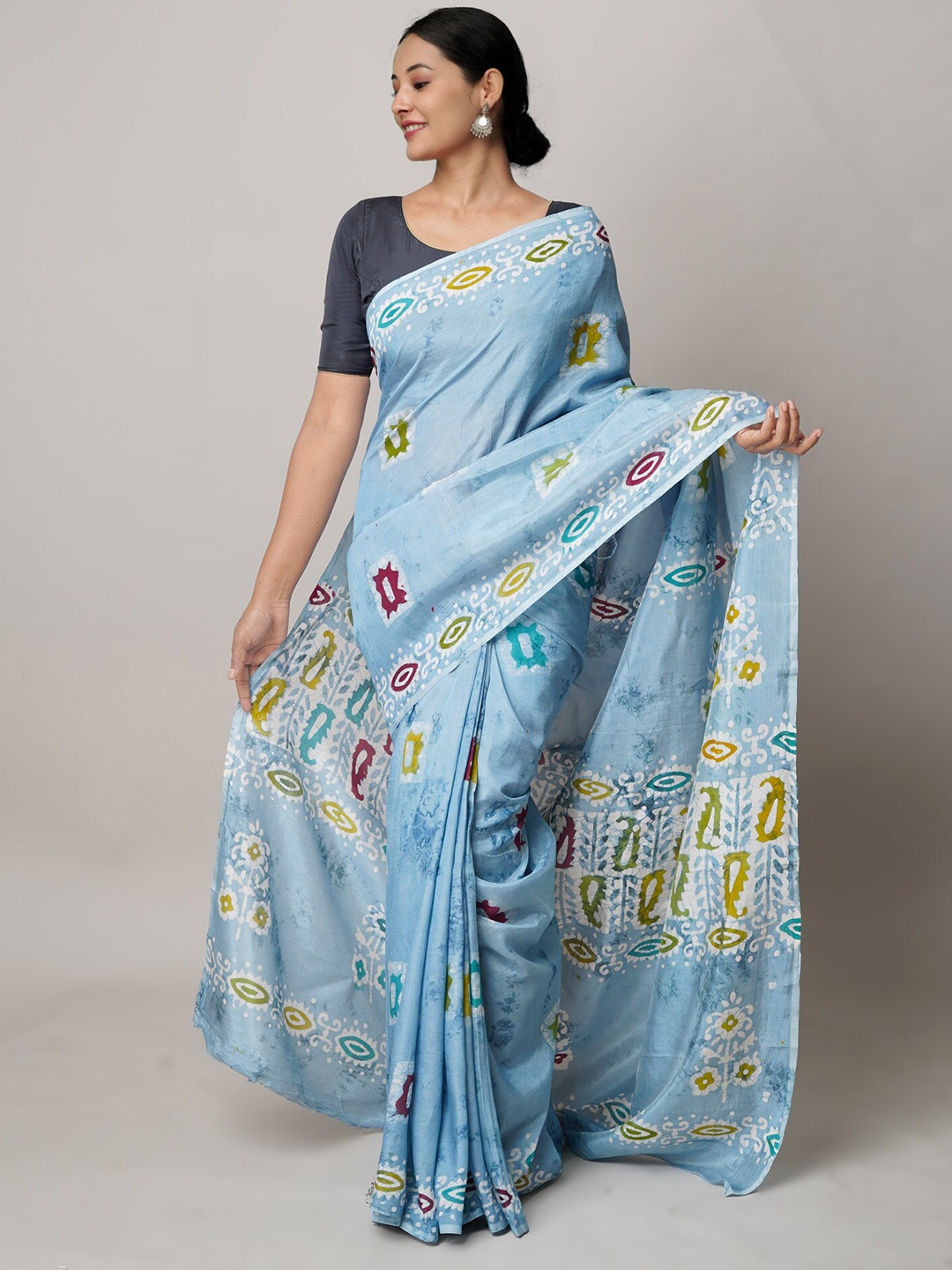 

Unnati Silks Batik Printed Handloom Saree, Blue