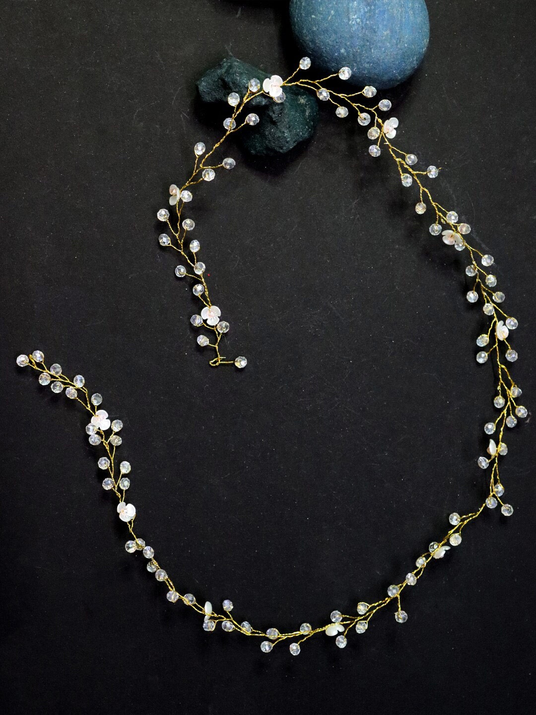 

VAGHBHATT Pearl Studded Hair Accessory, Silver