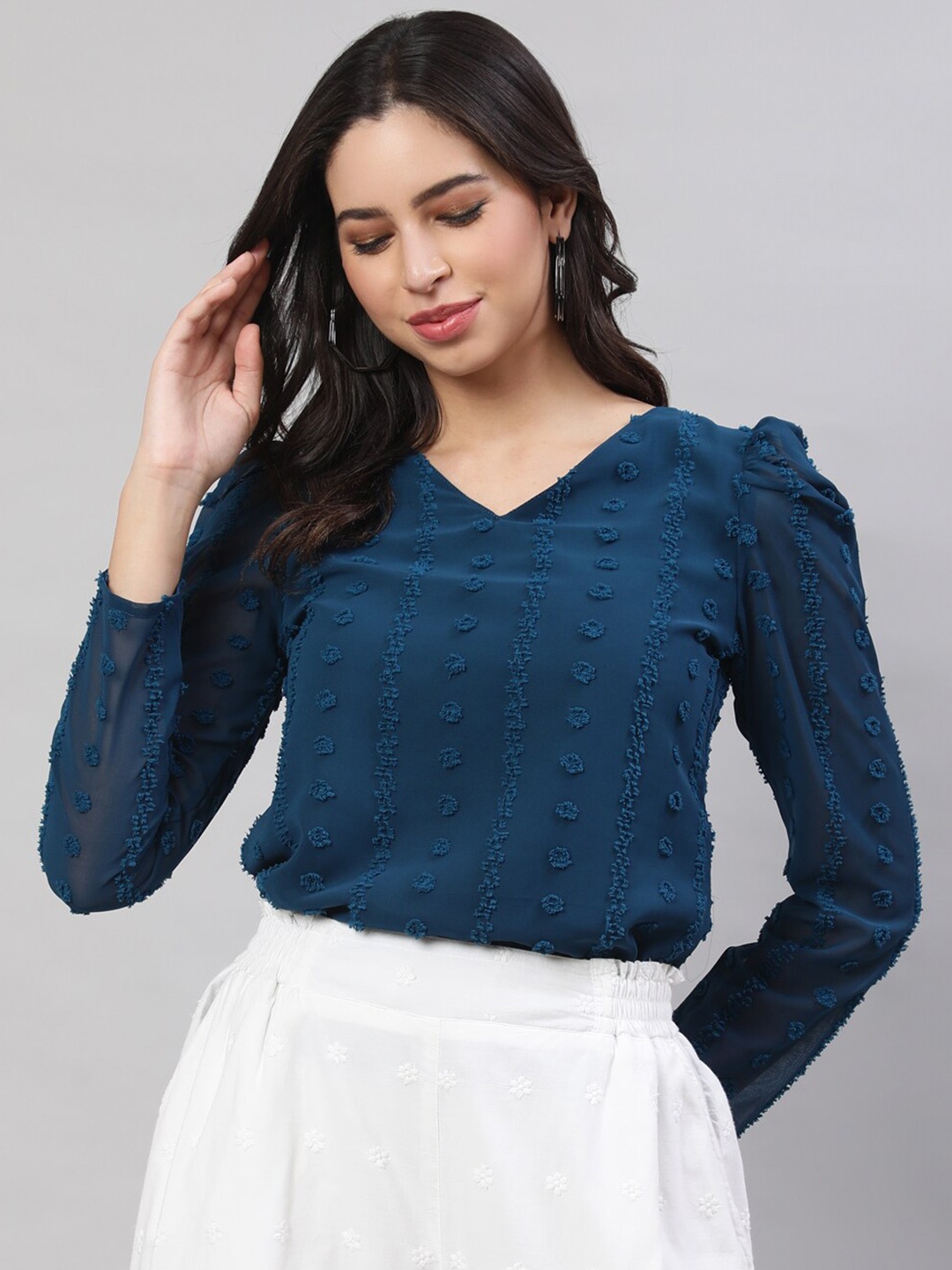 

AKIMIA V-Neck Georgette Regular Top, Turquoise blue