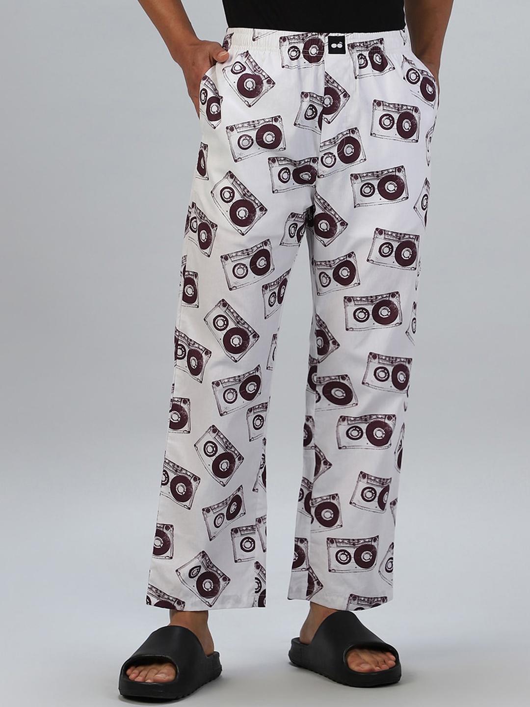 

Bewakoof Men Conversational Printed Lightweight & Silicon Wash Pure Cotton Lounge Pant, White