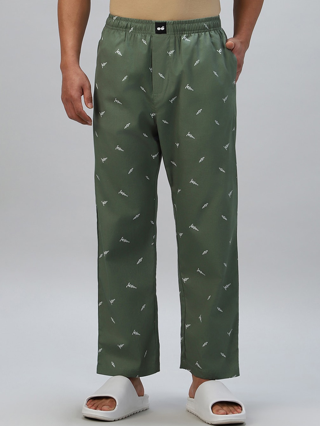 

Bewakoof Men Printed Pure Cotton Lounge Pant, Olive