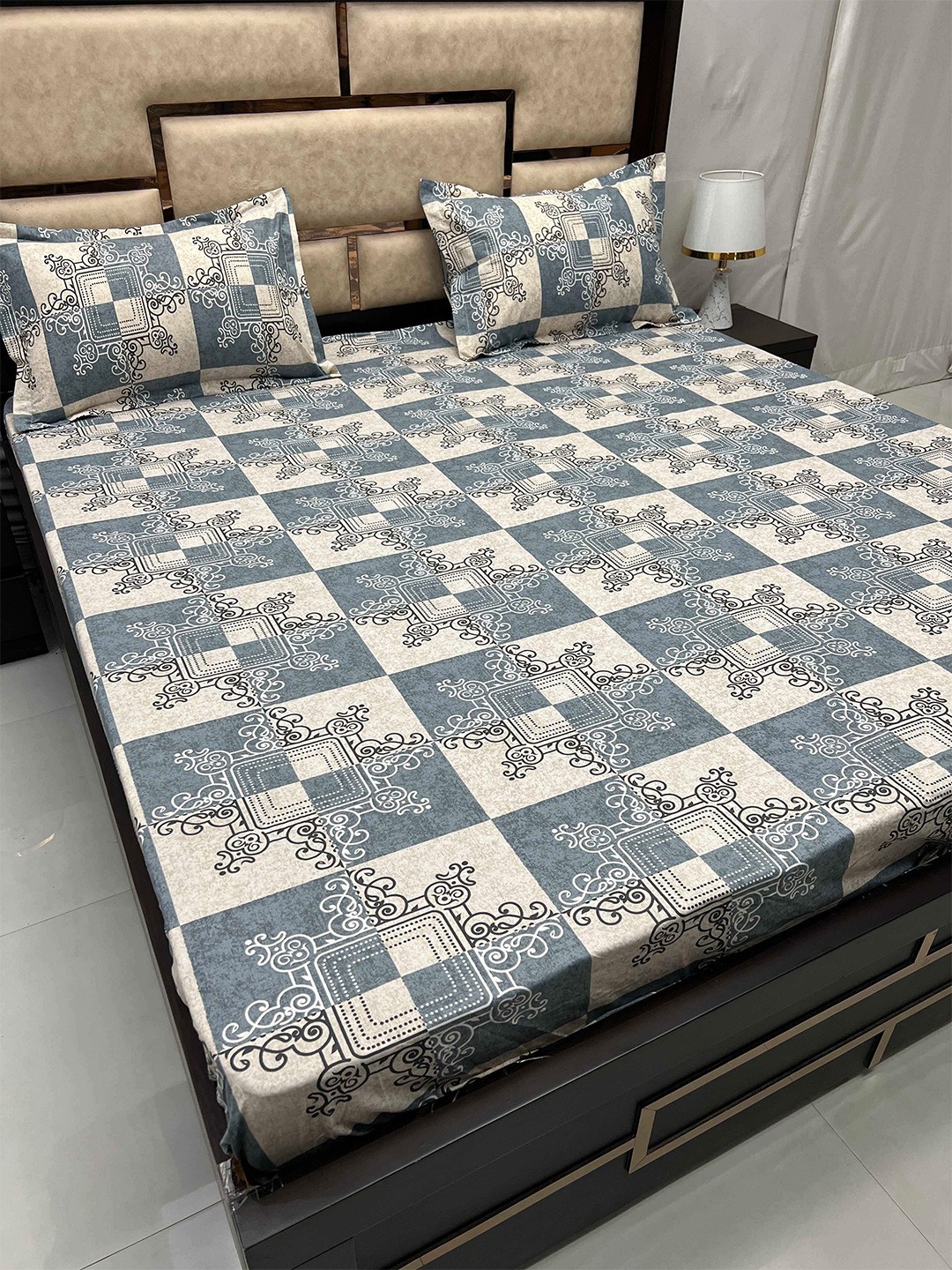 

Pure Decor Sapphire Grey Ethnic Motifs Cotton 240 TC King Bedsheet With 2 Pillow Covers